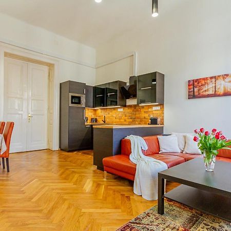 Supercentral Boutique Suite Budapest Extérieur photo